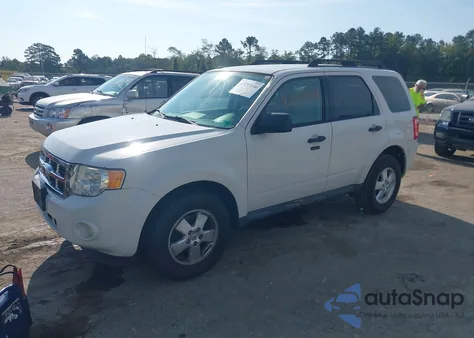 2011 Ford Escape Xlt из США, поврежденный, VIN 1FMCU0D7XBKB82737